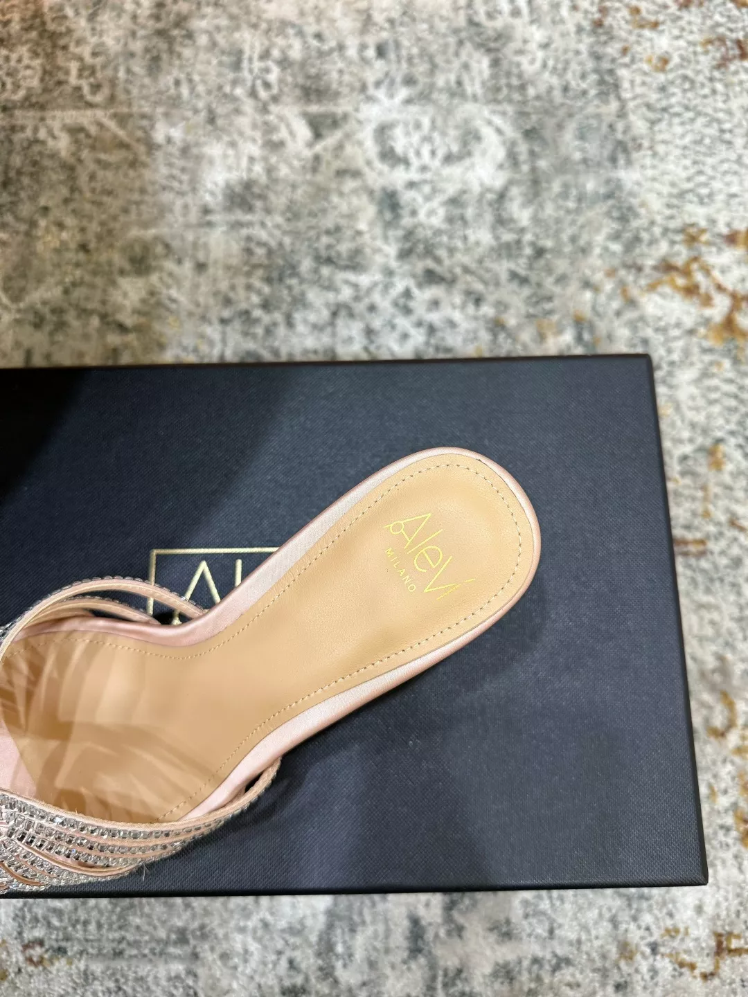 알레비 새틴 크리스탈 장식 스퀘어토 토오픈 뮬 상세 이미지 8