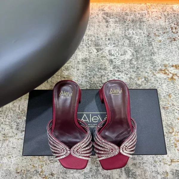 알레비 실크 크리스탈 장식 토오픈 뮬