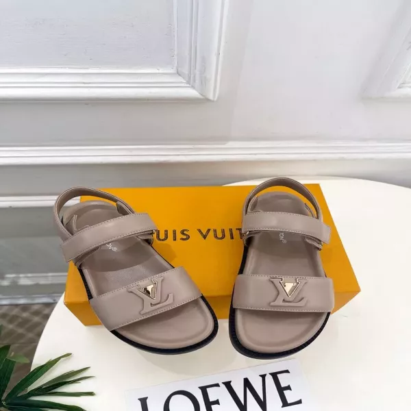 루이비통 MARE 시리즈 LV 버클 벨크로 플랫 샌들