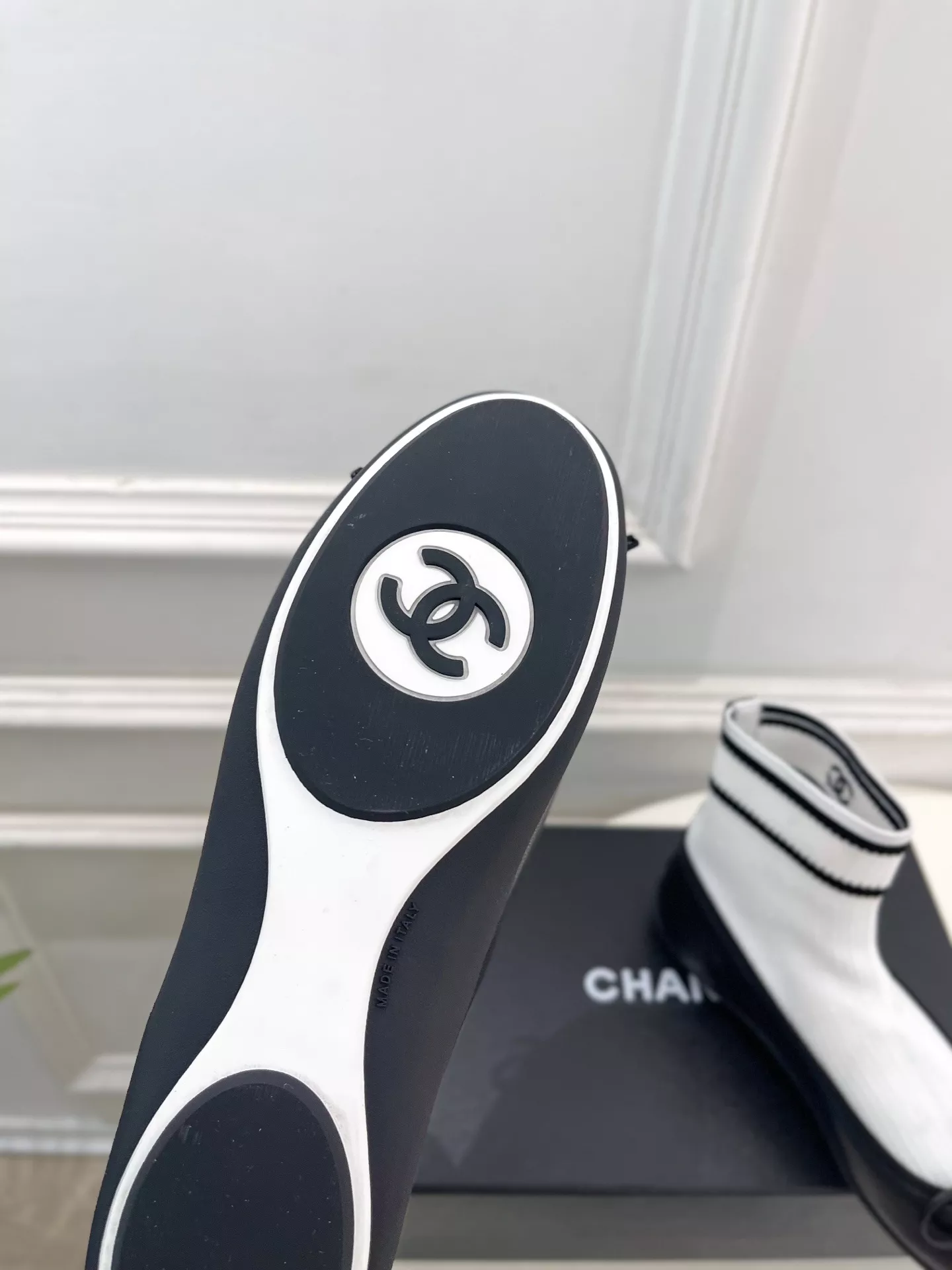 샤넬 더블C 배색 양가죽 삭스슈즈 앵클 부츠 상세 이미지 9