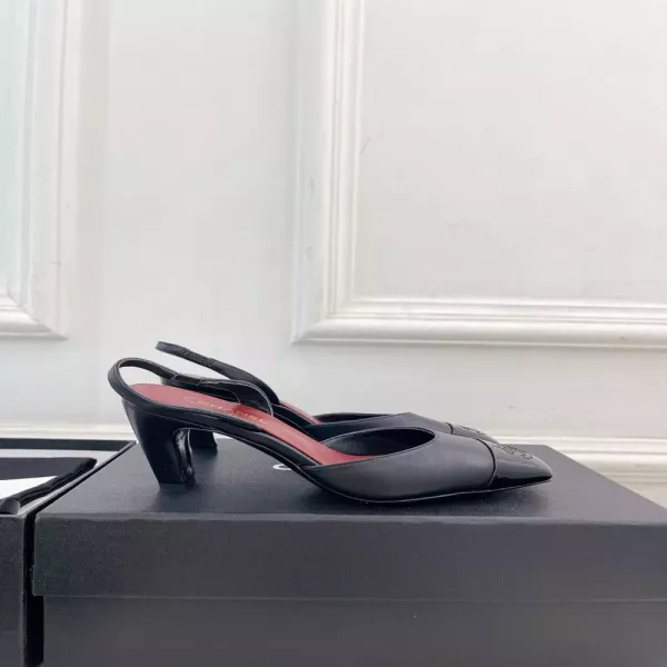 샤넬 투톤 스퀘어토 슬링백 힐 샌들