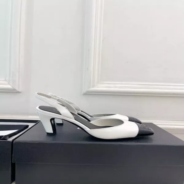 샤넬 투톤 스퀘어토 슬링백 힐 샌들