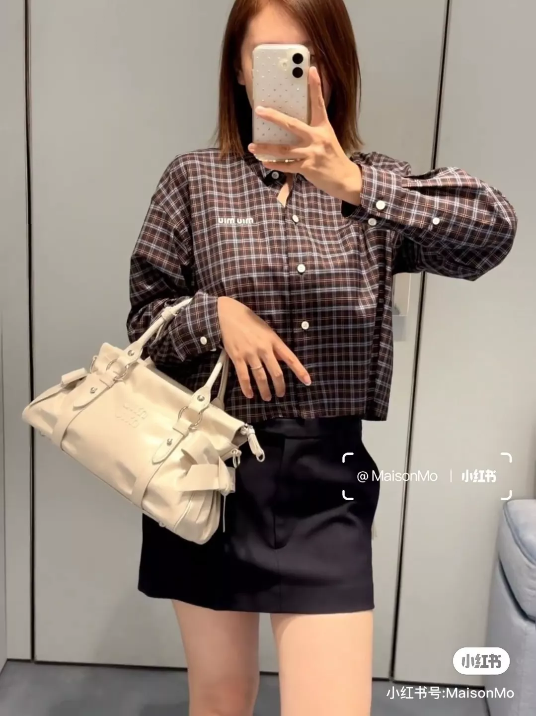 미우미우 체크 패턴 루즈핏 크롭 긴소매 셔츠 상세 이미지 14