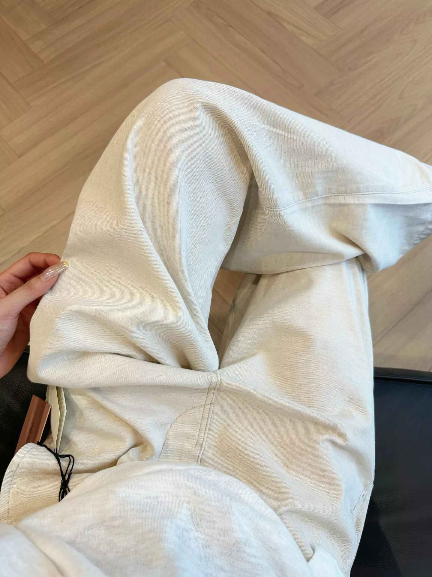 미우미우 아마면 블렌드 하이웨이스트 커브드 와이드 팬츠 상세 이미지 90