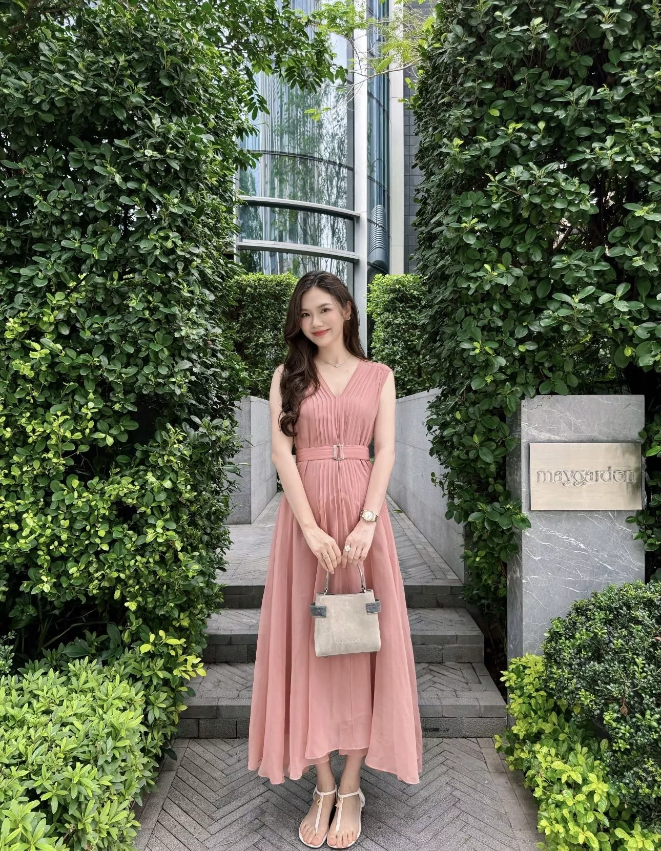 브루넬로쿠치넬리 실크 오간자 허리벨트 브이넥 원피스 상세 이미지 99