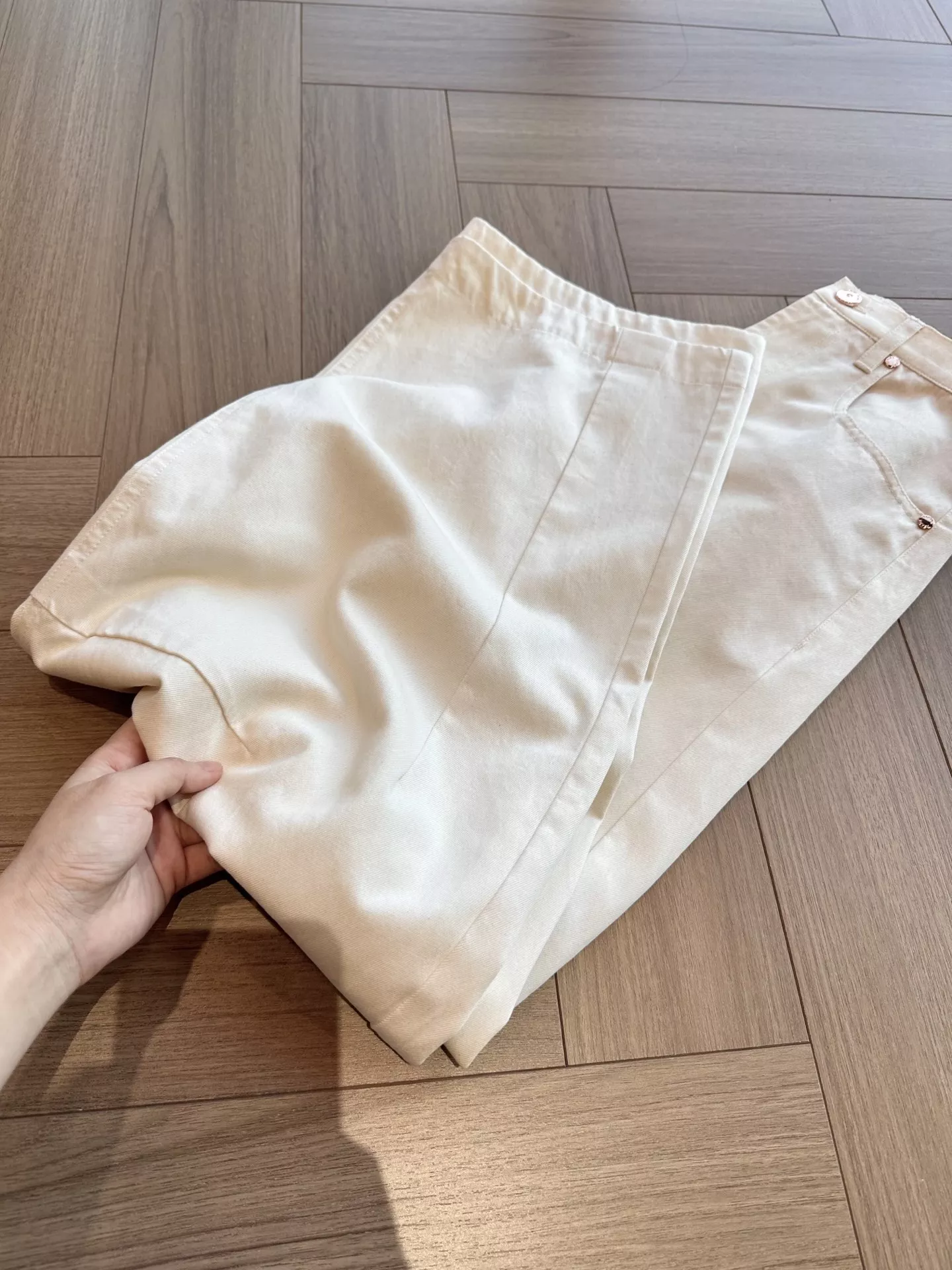 브루넬로쿠치넬리 쿨링 코튼 라이오셀 블렌드 커브드 와이드 팬츠 상세 이미지 44