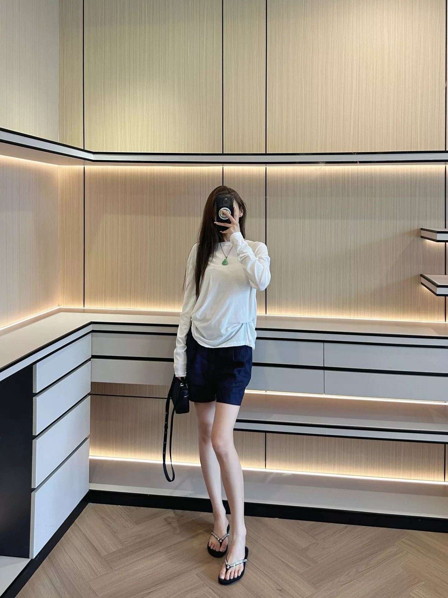 로로피아나 린넨 투턱 버뮤다 하프 팬츠 상세 이미지 89
