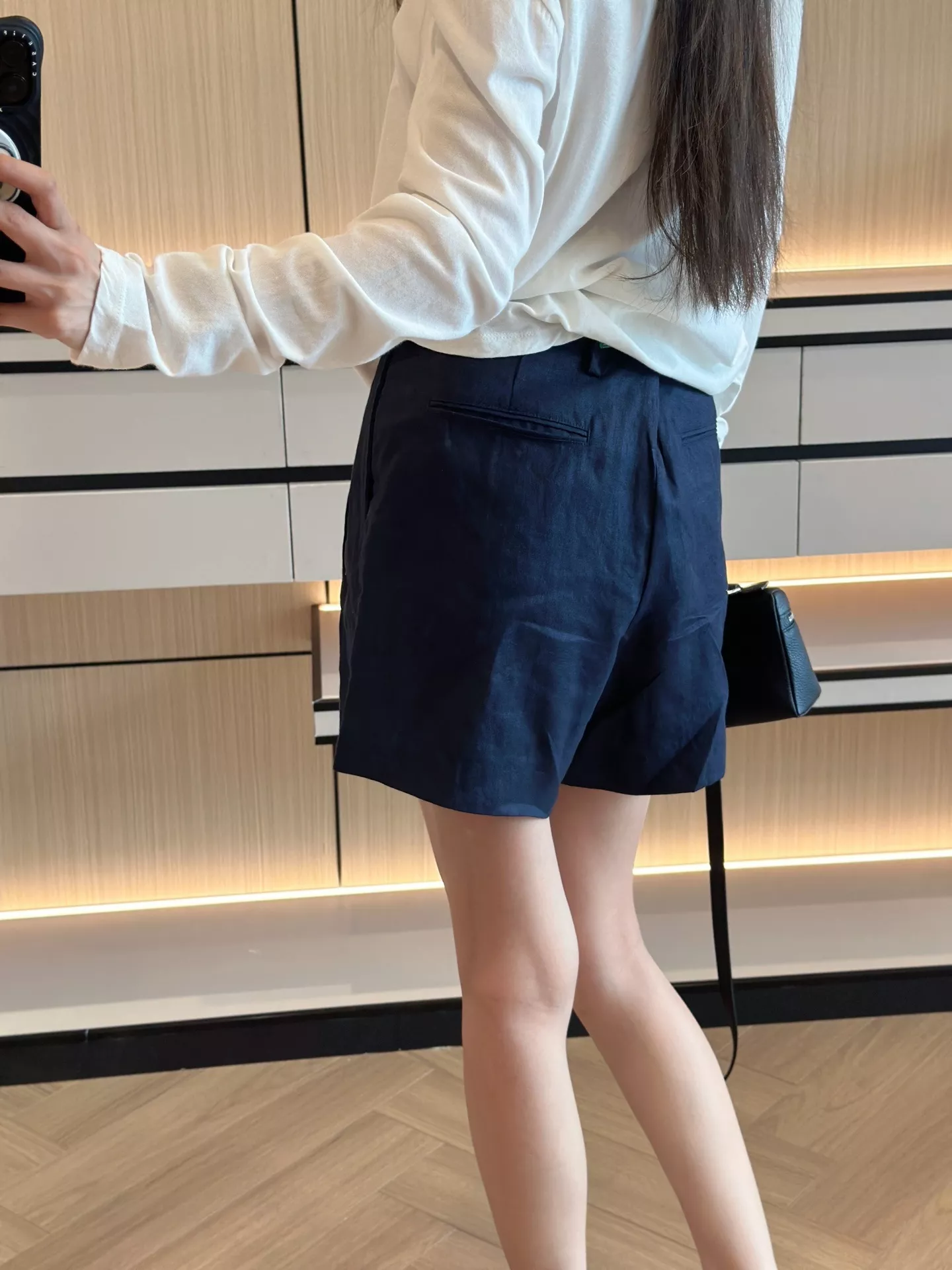 로로피아나 린넨 투턱 버뮤다 하프 팬츠 상세 이미지 93