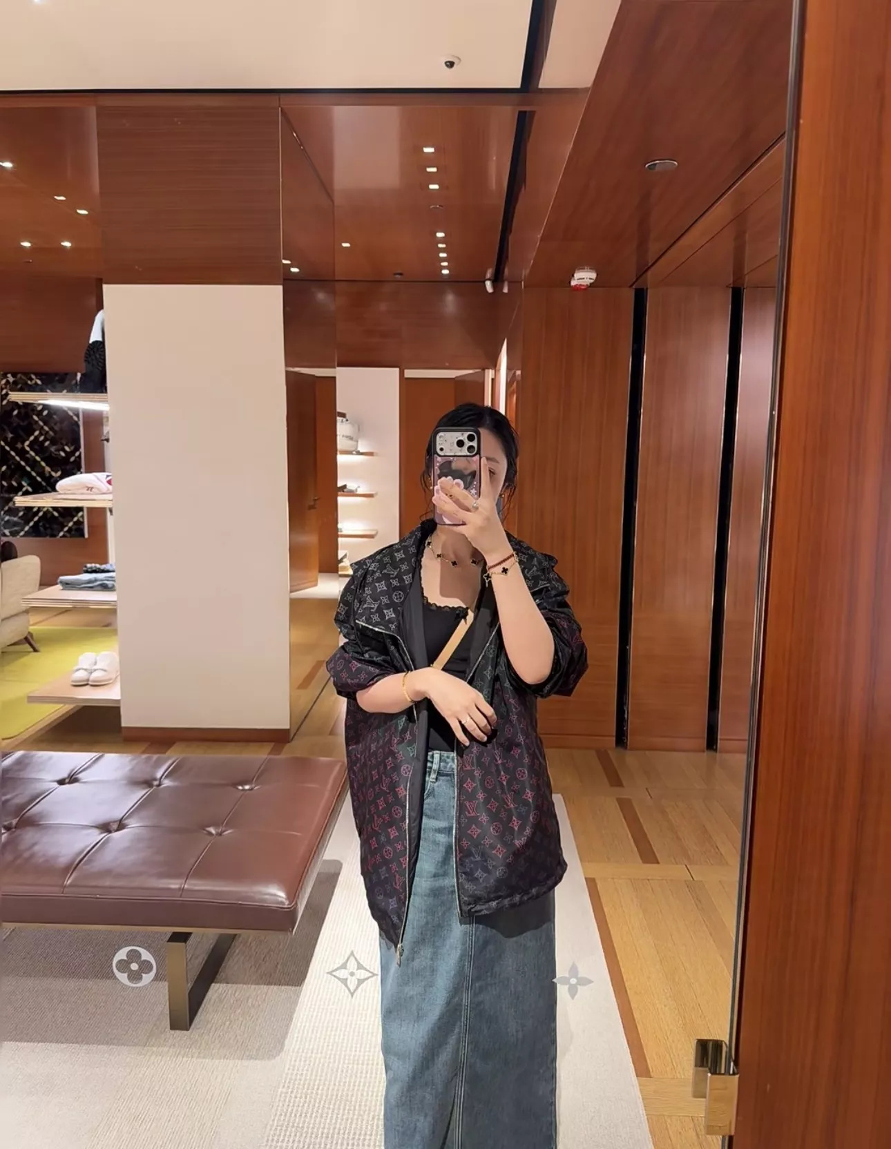 루이비통 다미에 블루 도트 방수 후드 재킷 상세 이미지 85
