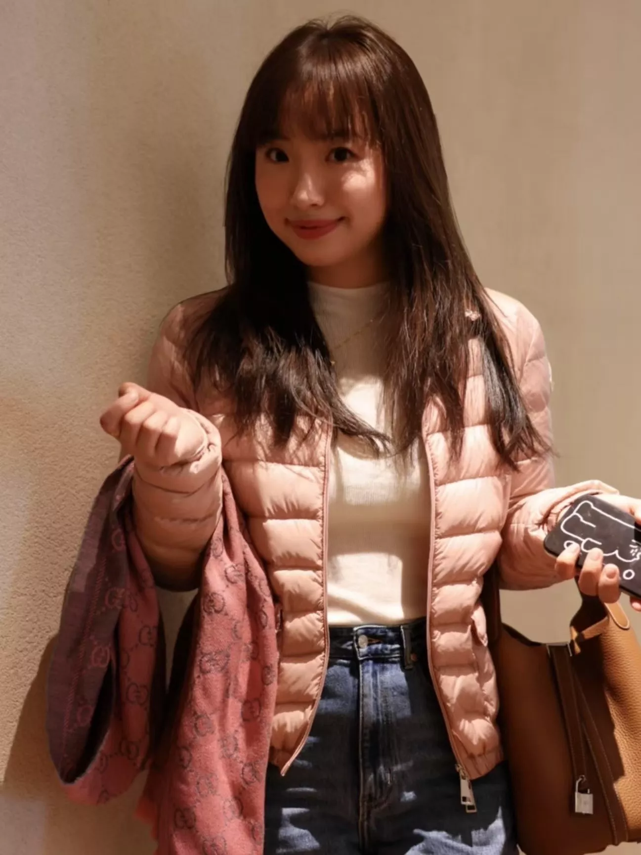몽클레어 경량 라운드넥 퀼팅 쇼트 패딩 상세 이미지 116