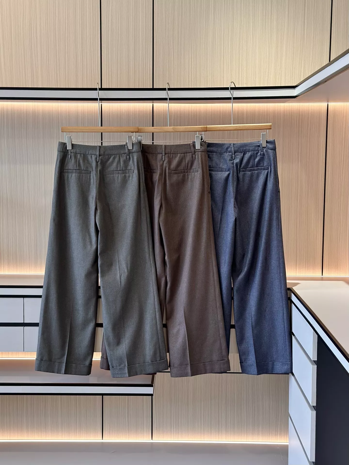 브루넬로쿠치넬리 와이드핏 울실크 블렌드 슬랙스 팬츠 상세 이미지 5
