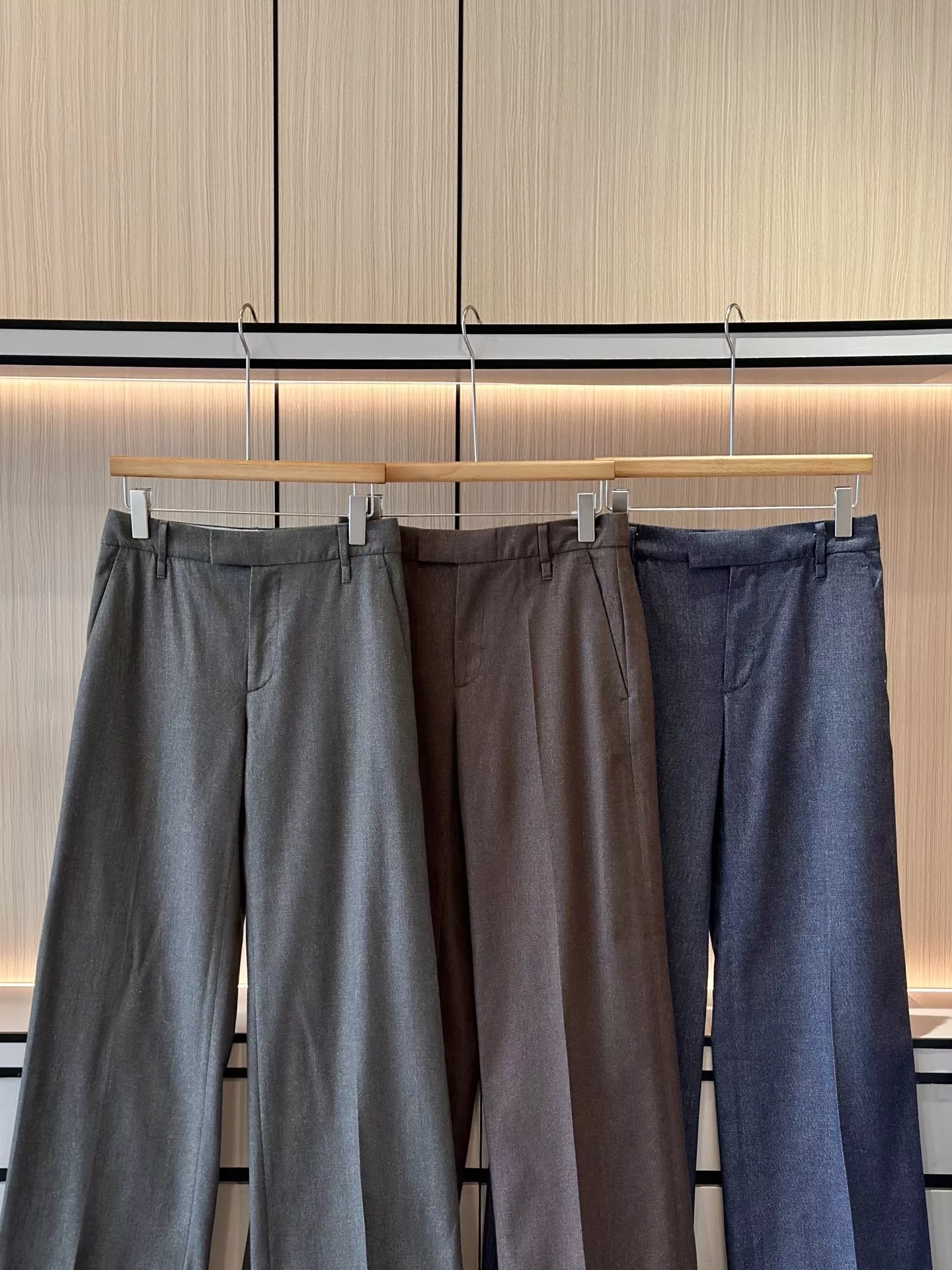 브루넬로쿠치넬리 와이드핏 울실크 블렌드 슬랙스 팬츠 상세 이미지 3