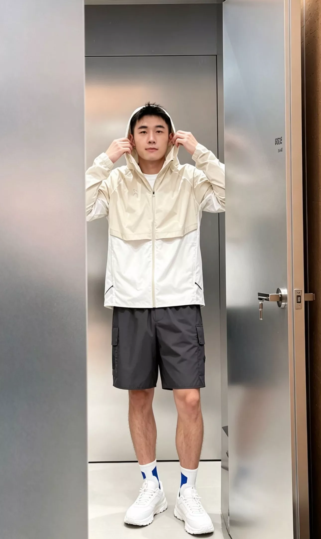 몽클레어 립스탑 카고 밴딩 하프 팬츠 상세 이미지 16