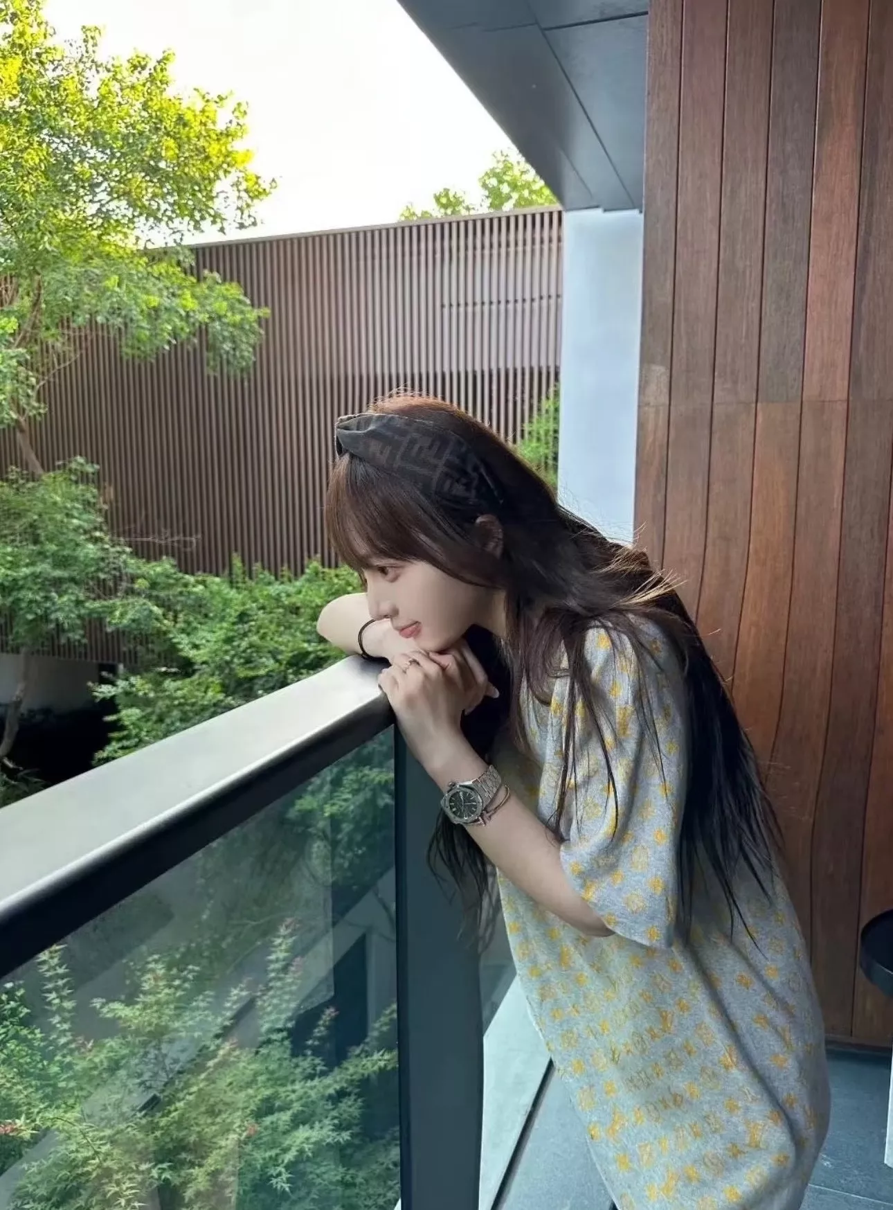 루이비통 모노그램 자카드 실크 블렌드 반소매 니트 상세 이미지 22