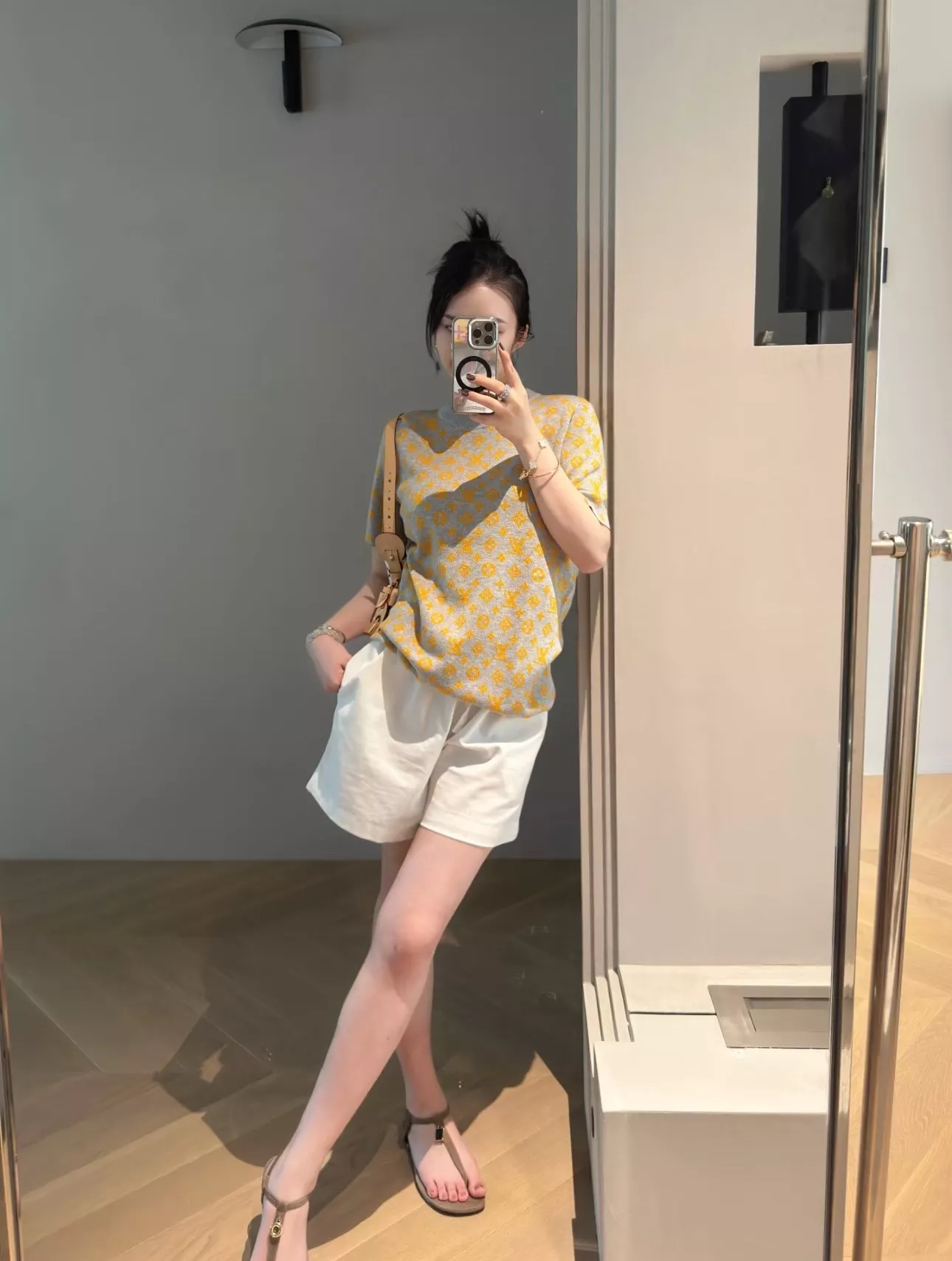 루이비통 모노그램 자카드 실크 블렌드 반소매 니트 상세 이미지 88
