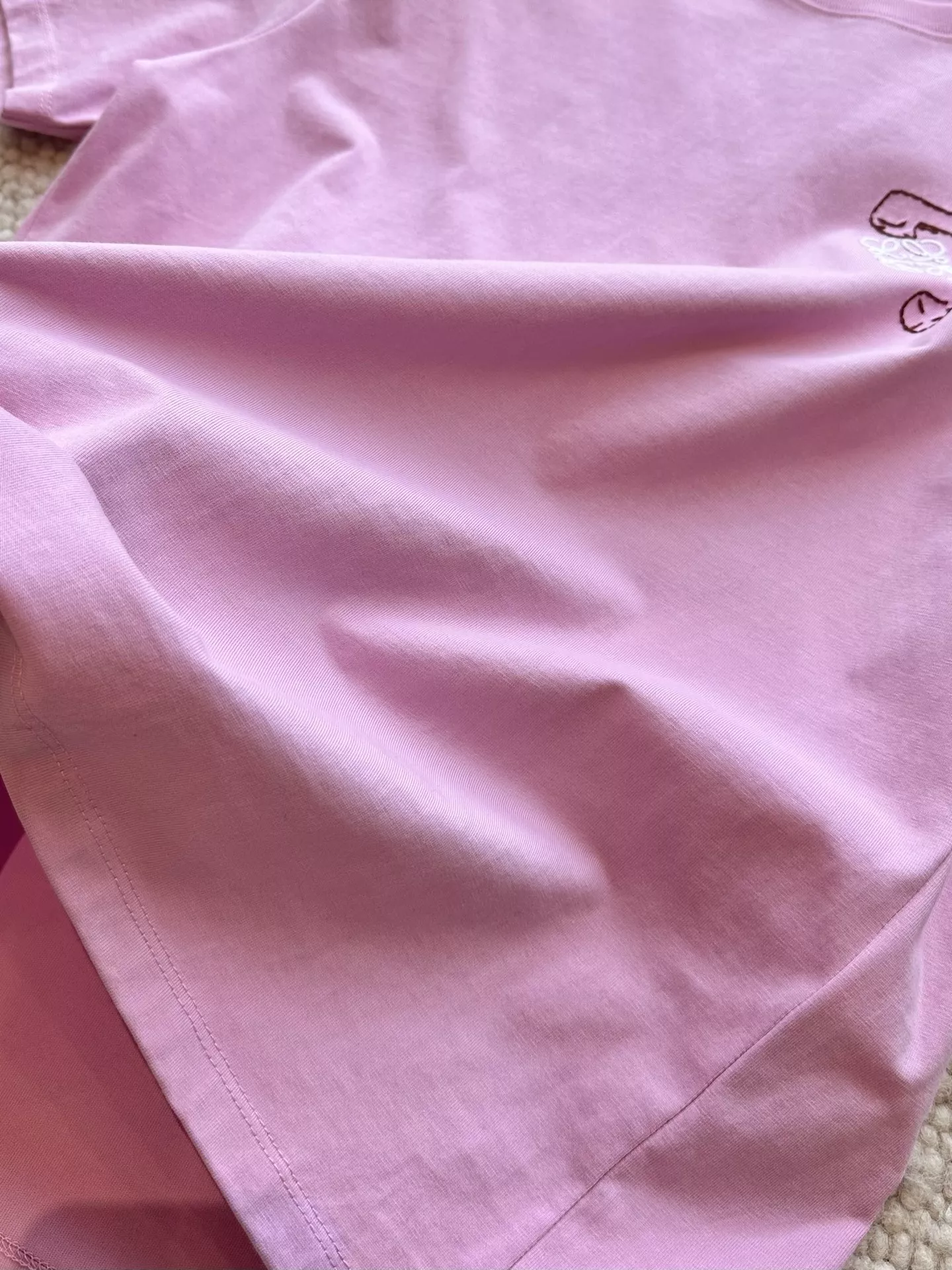 로에베 고양이 자수 오버핏 반소매 티셔츠 상세 이미지 30