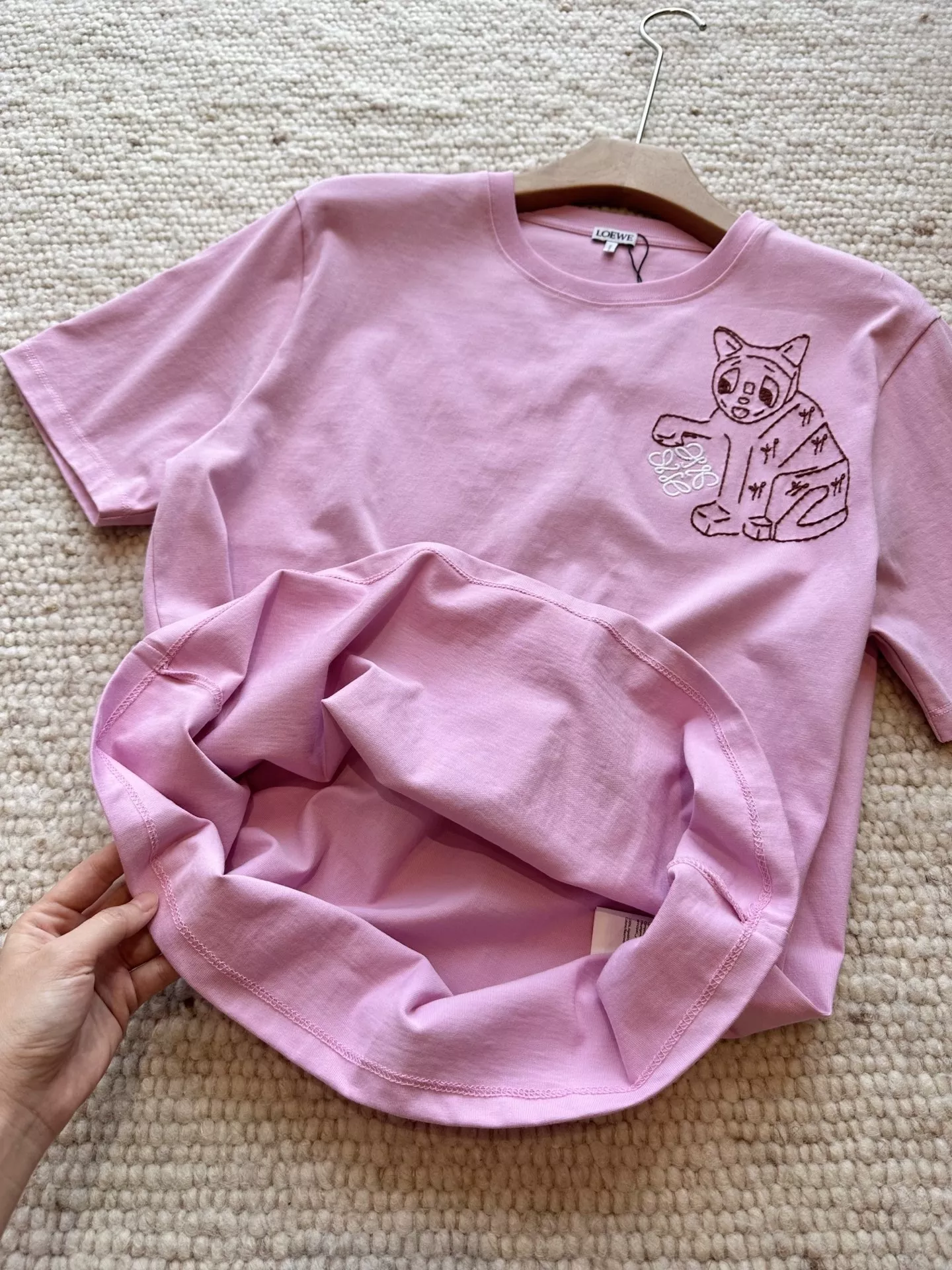 로에베 고양이 자수 오버핏 반소매 티셔츠 상세 이미지 21