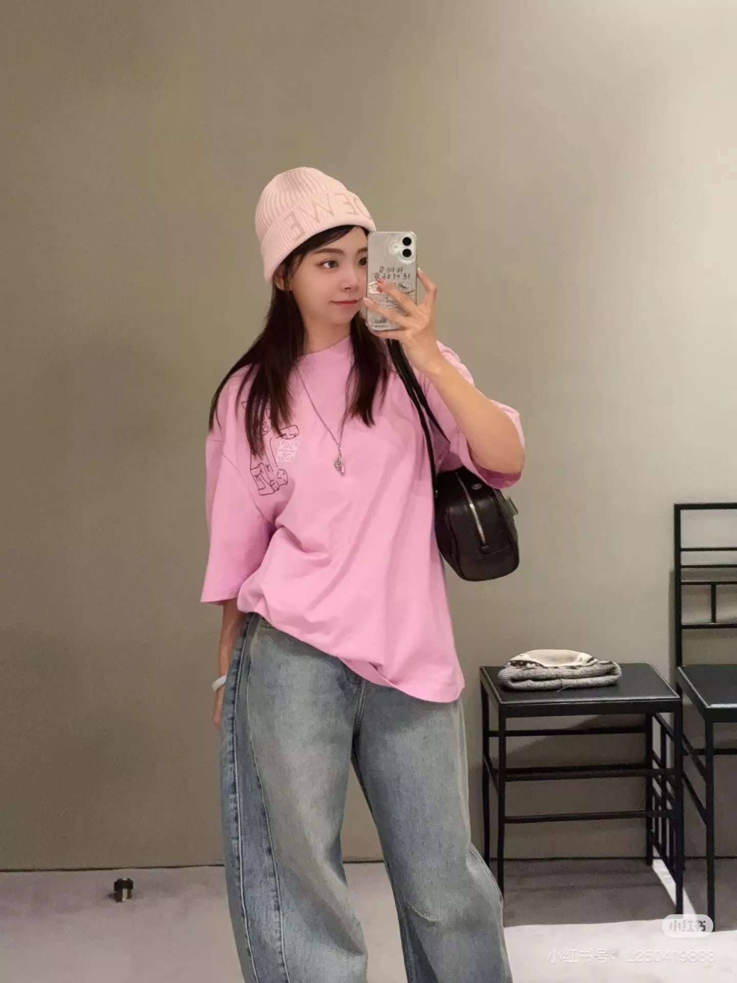 로에베 고양이 자수 오버핏 반소매 티셔츠 상세 이미지 82