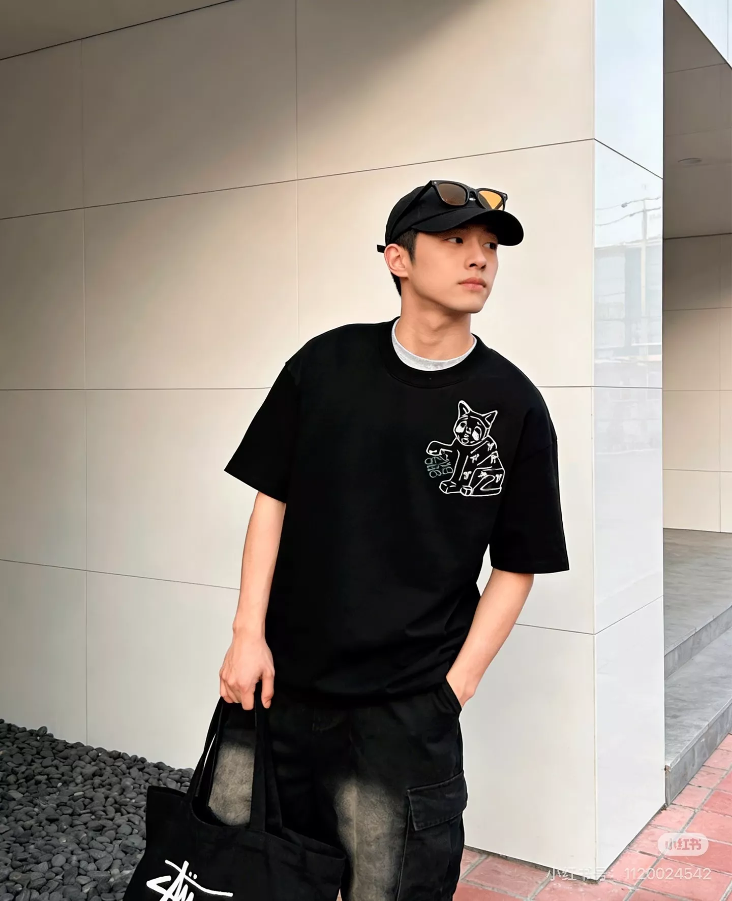 로에베 고양이 자수 오버핏 반소매 티셔츠 상세 이미지 70