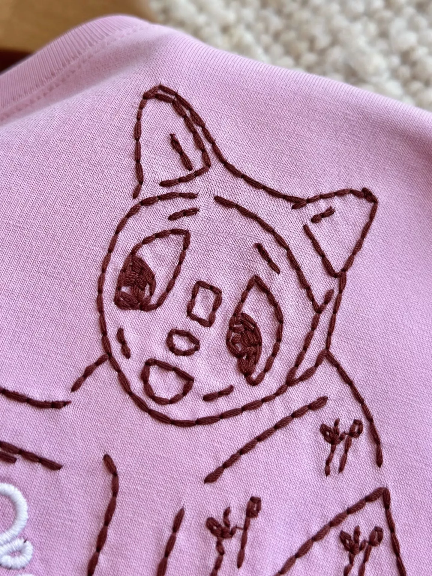 로에베 고양이 자수 오버핏 반소매 티셔츠 상세 이미지 39
