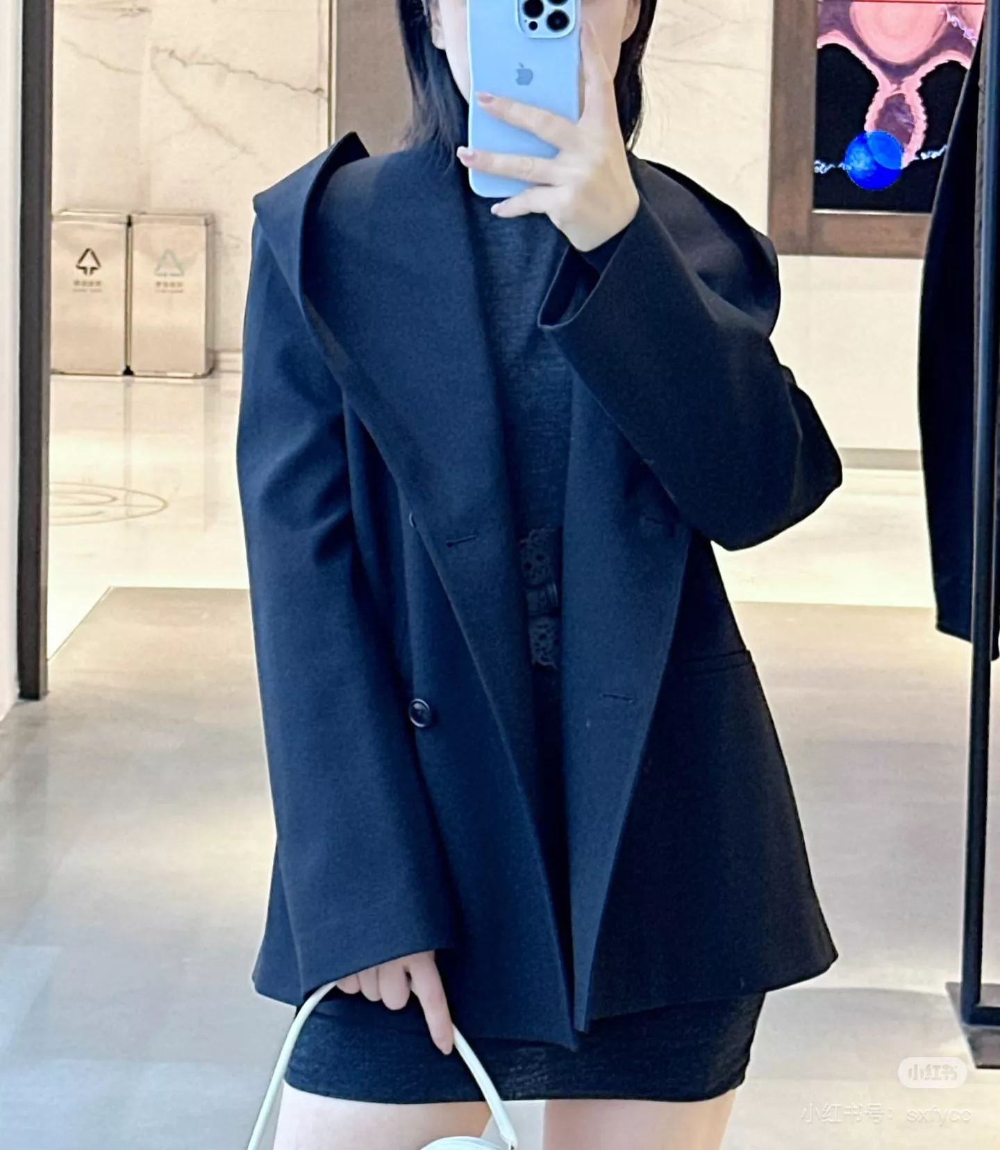 알라이아 후드 케이프 칼라 울 더블 정장 재킷 상세 이미지 12