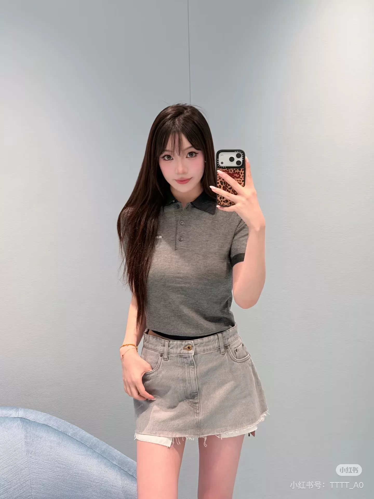 미우미우 폴로 칼라 스트라이프 크롭 반소매 니트 상세 이미지 20