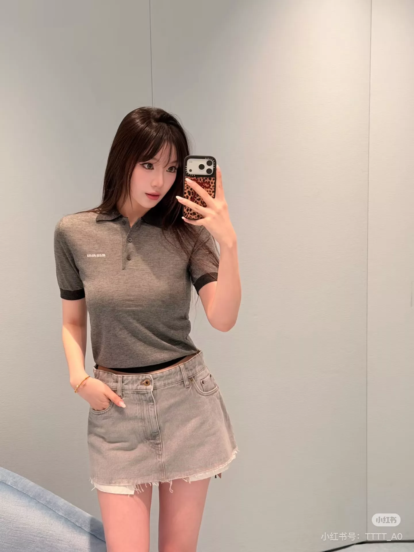 미우미우 폴로 칼라 스트라이프 크롭 반소매 니트 상세 이미지 21