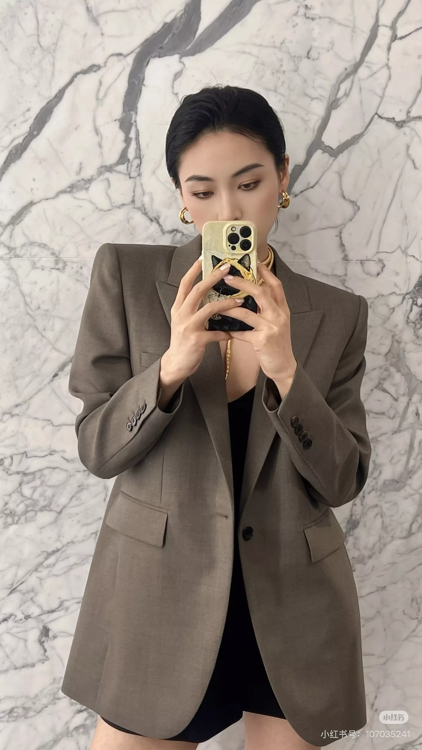 입생로랑 실크 울 원버튼 테일러드 정장 재킷 상세 이미지 13