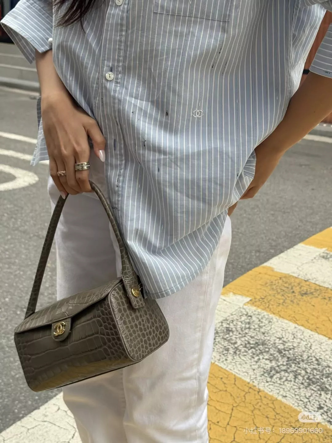 샤넬 진주 버튼 스트라이프 자카드 긴소매 셔츠 상세 이미지 13