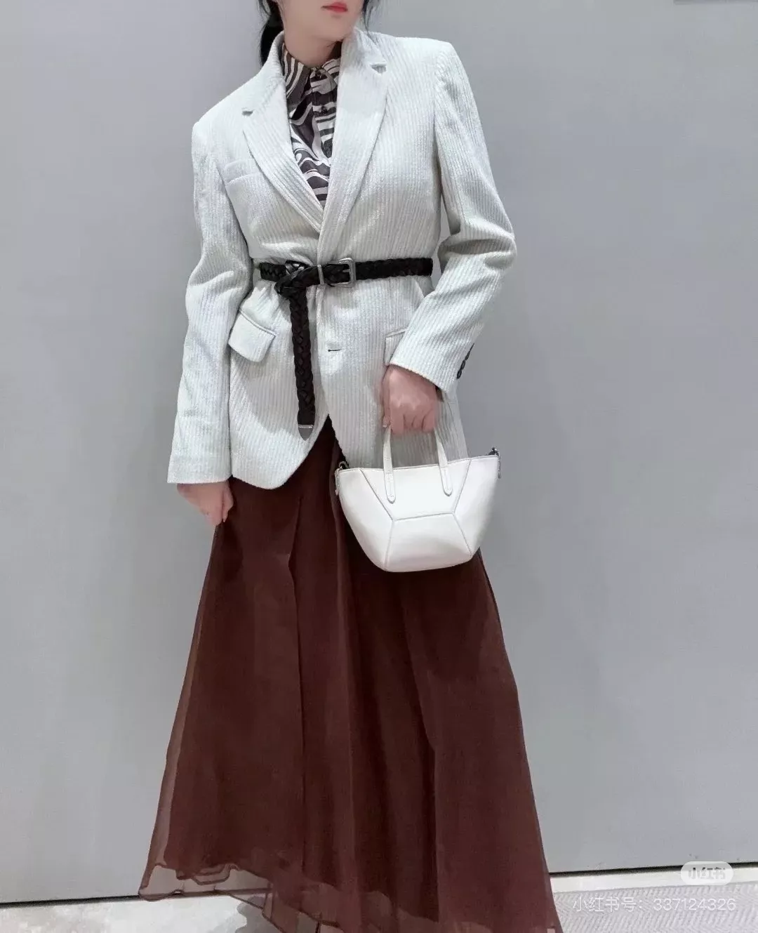 브루넬로쿠치넬리 코듀로이 싱글브레스티드 H라인 정장 재킷 상세 이미지 24