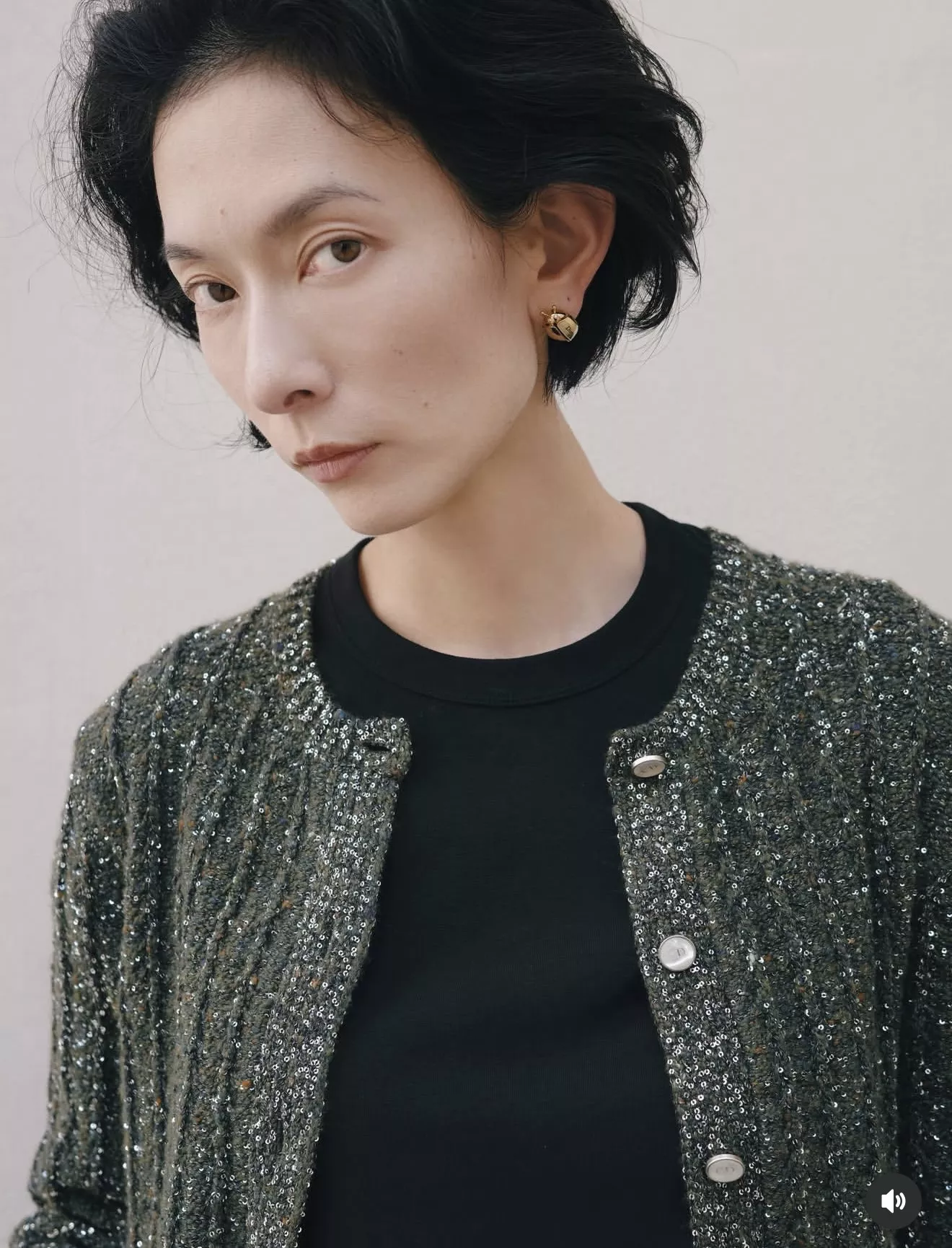 디올 미스디 울 혼방 스팽글 긴소매 가디건 상세 이미지 24