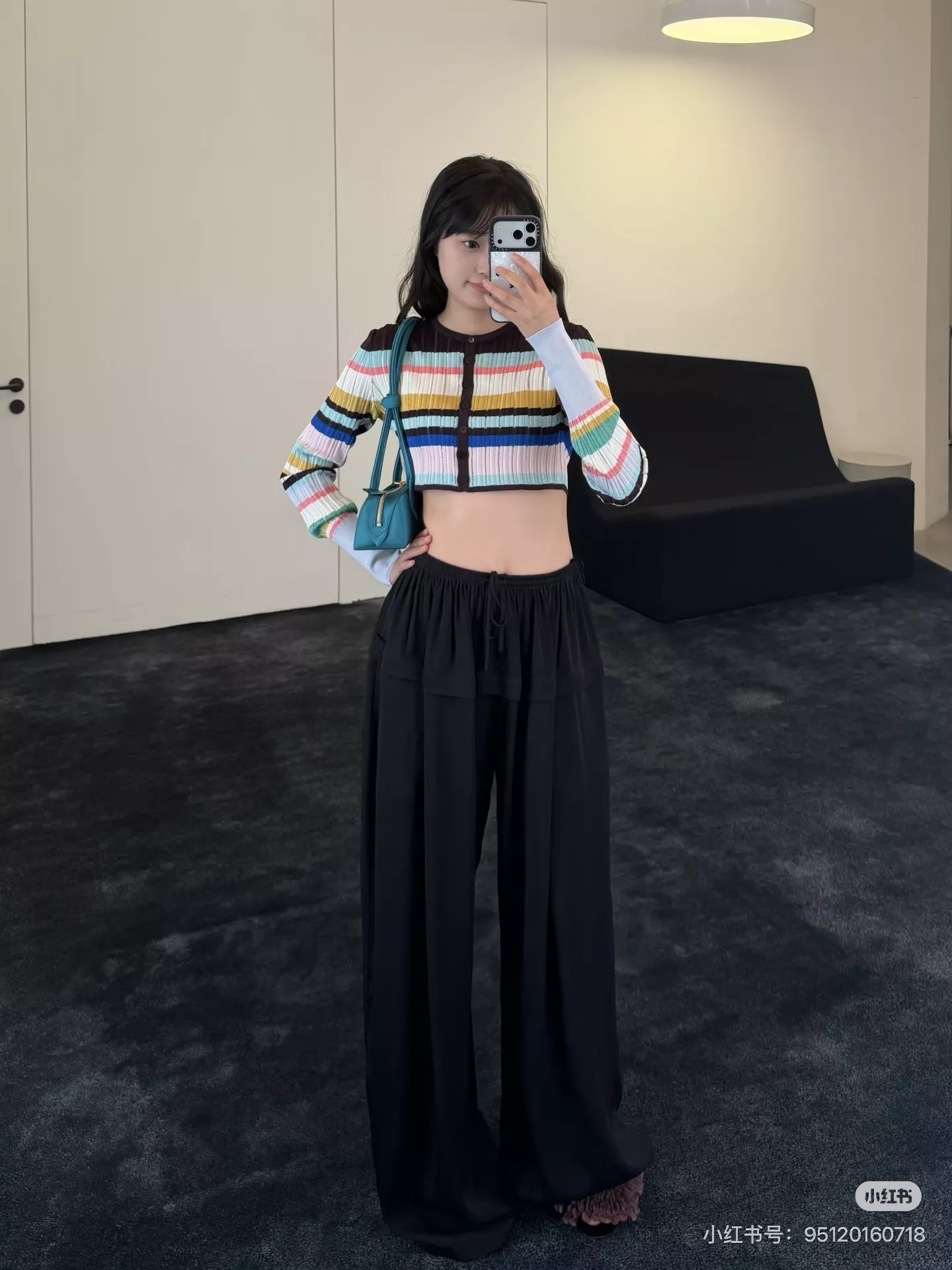 알라이아 조젯 러플 디테일 와이드 팬츠 상세 이미지 27