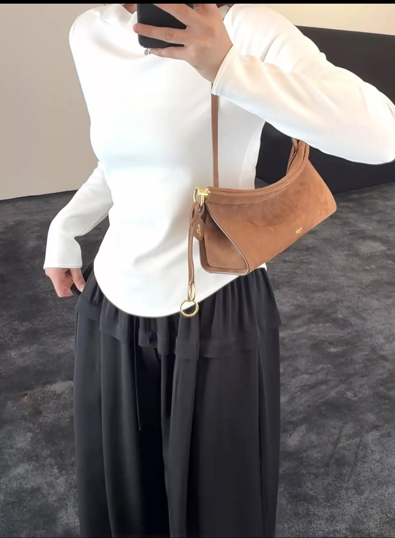 알라이아 조젯 러플 디테일 와이드 팬츠 상세 이미지 25