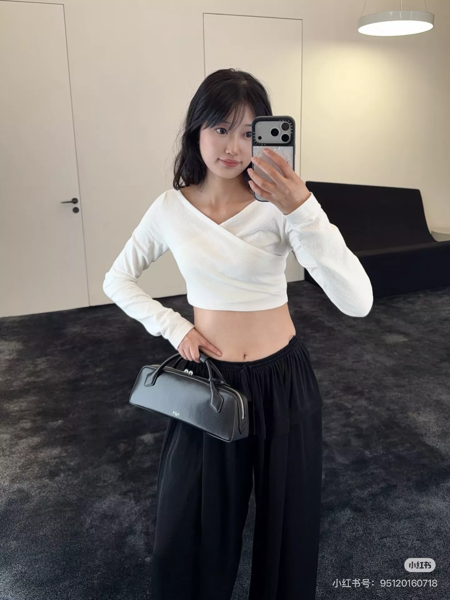 알라이아 조젯 러플 디테일 와이드 팬츠 상세 이미지 17