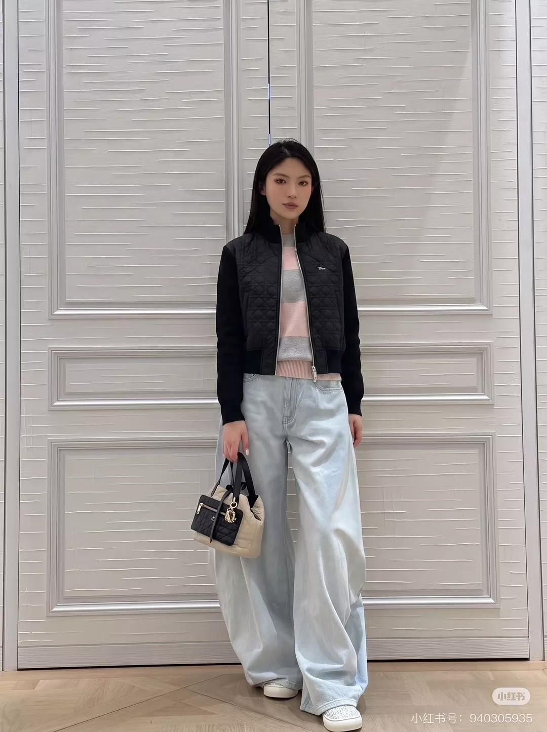 디올 다이아 퀼팅 니트 배색 쇼트 패딩 재킷 상세 이미지 22