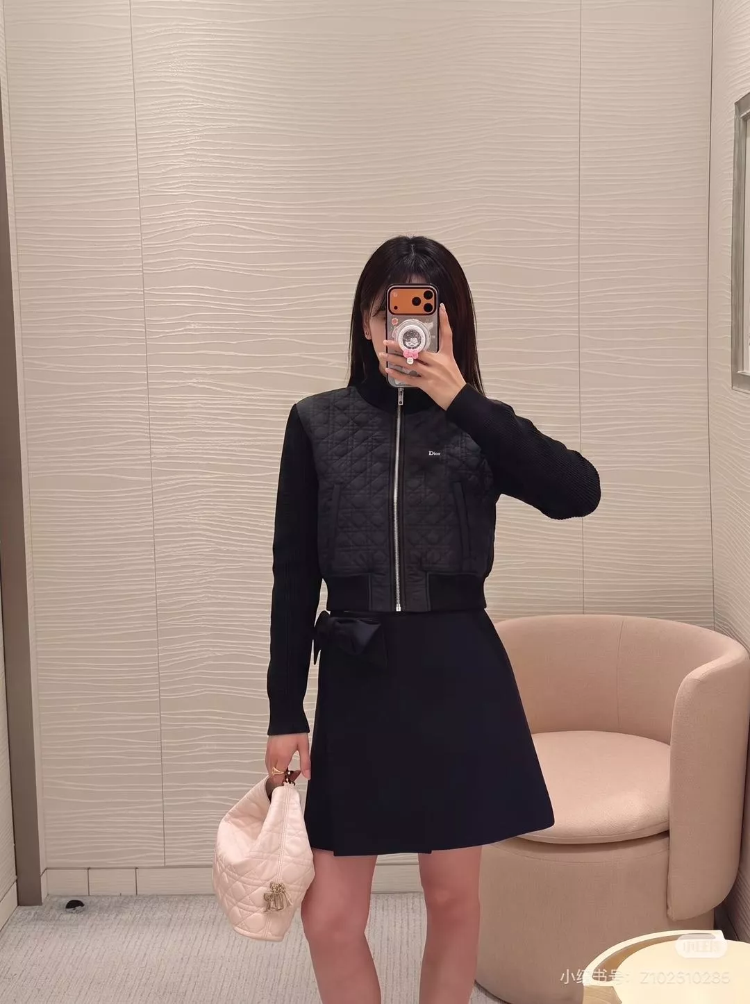 디올 다이아 퀼팅 니트 배색 쇼트 패딩 재킷 상세 이미지 14