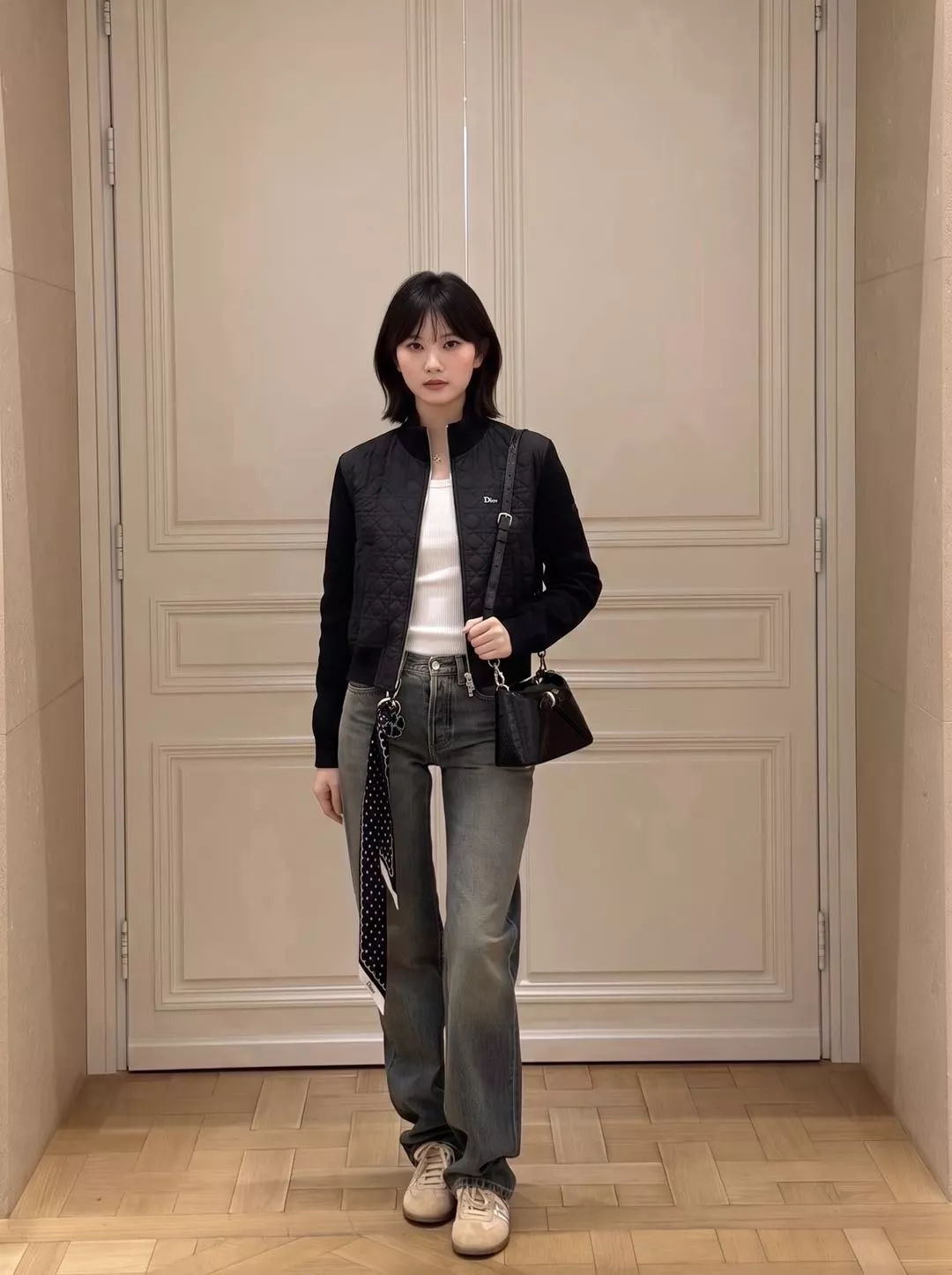 디올 다이아 퀼팅 니트 배색 쇼트 패딩 재킷 상세 이미지 10