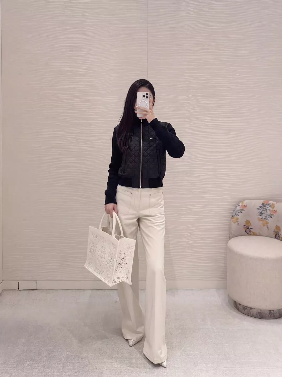 디올 다이아 퀼팅 니트 배색 쇼트 패딩 재킷 상세 이미지 18