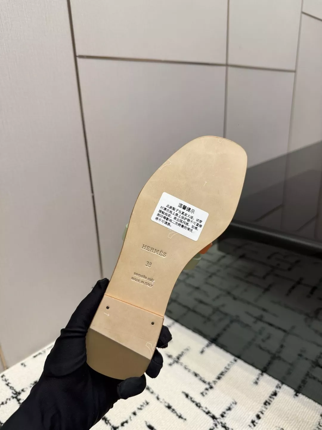 에르메스 켈리 버클 포인티드토 슬리퍼 상세 이미지 9