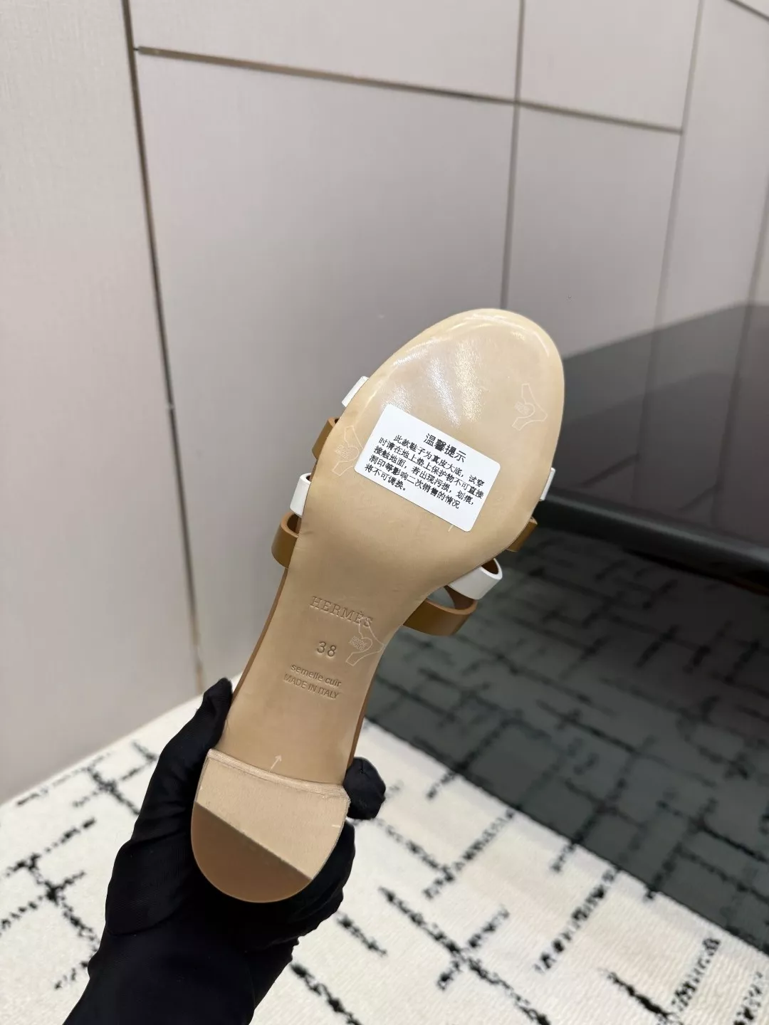 에르메스 켈리 버클 포인티드토 레더 토오픈 뮬 상세 이미지 9