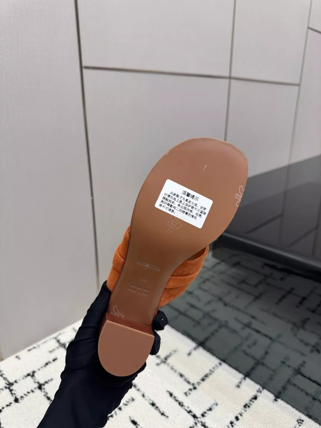 에르메스 켈리 버클 포인티드토 여성 토오픈 뮬 상세 이미지 9