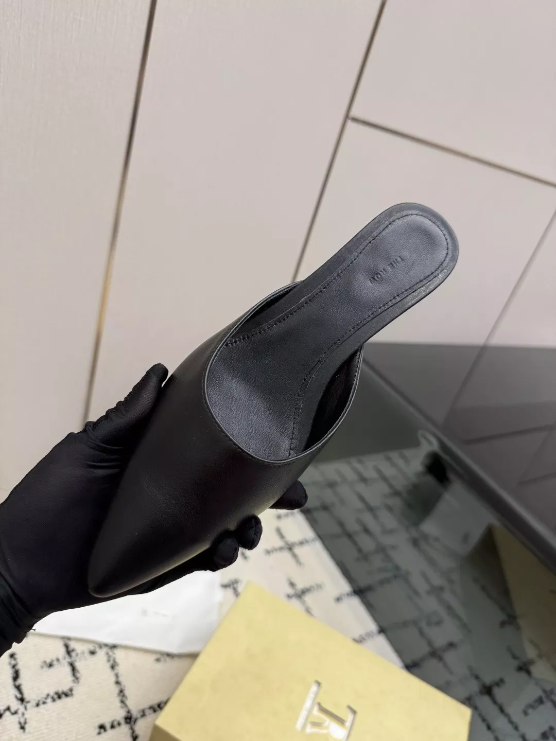 더로우 프렌치 빈티지 스퀘어토 미니멀 펌프스 뮬 상세 이미지 8