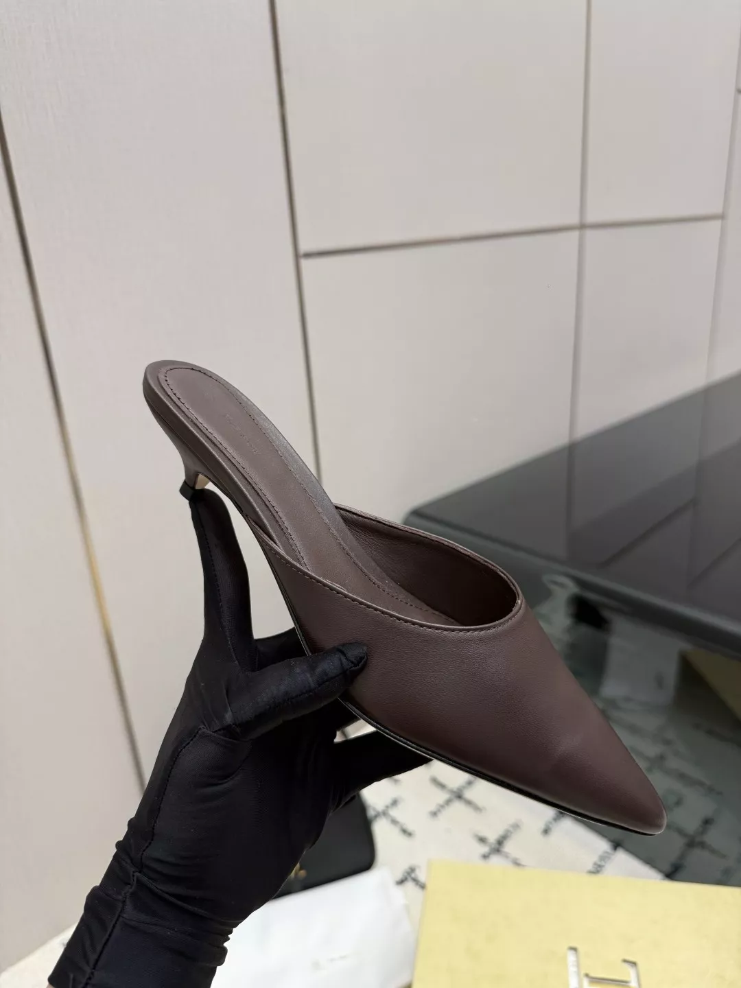 더로우 프렌치 빈티지 스퀘어토 리얼레더 펌프스 뮬 상세 이미지 7