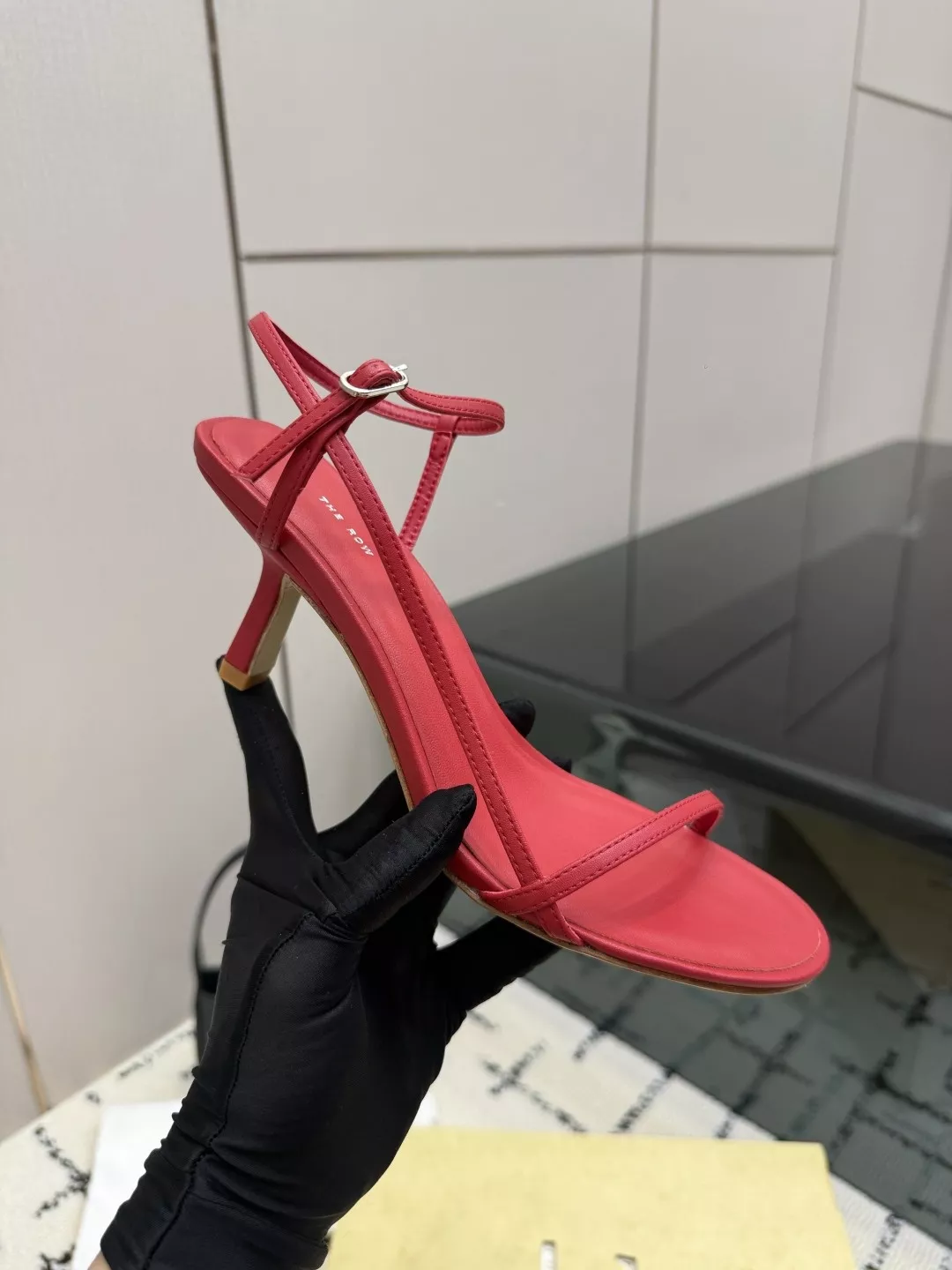 더로우 프렌치 빈티지 스퀘어토 미니멀 힐 샌들 상세 이미지 7