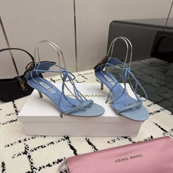 알렉산더왕 뾰족코 딥컷 마소재 하이힐