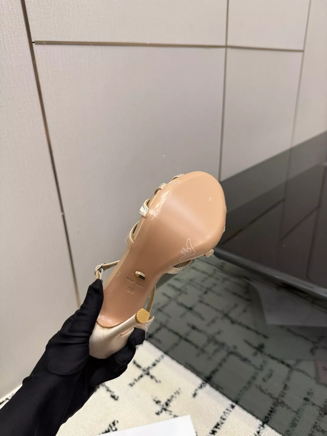 알렉산더왕 새틴 큐빅 포인티드토 힐 샌들 상세 이미지 9