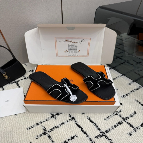 에르메스 켈리 버클 포인티드 패턴 슬리퍼