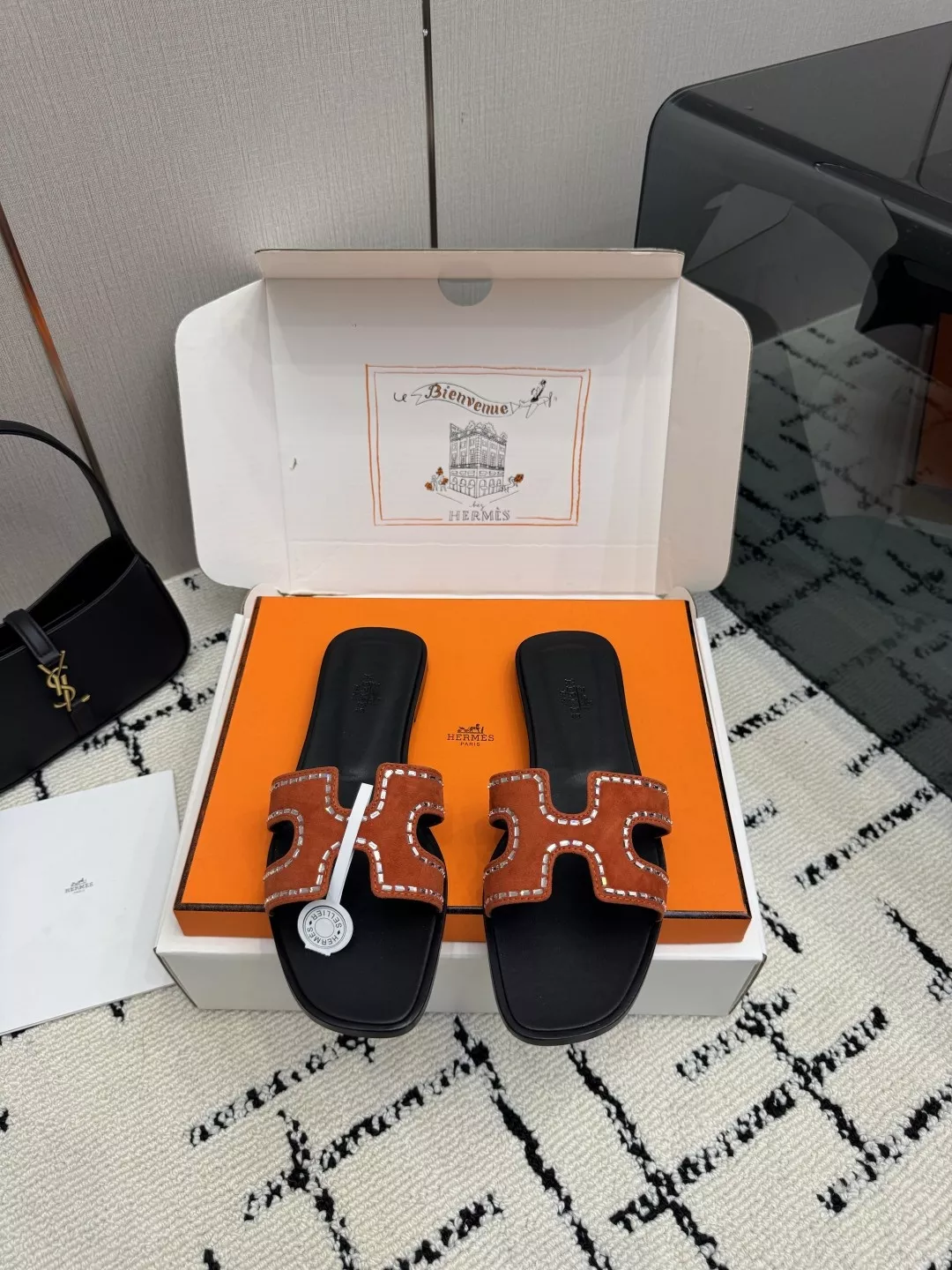 에르메스 켈리 버클 패턴 패브릭 슬리퍼 상세 이미지 1
