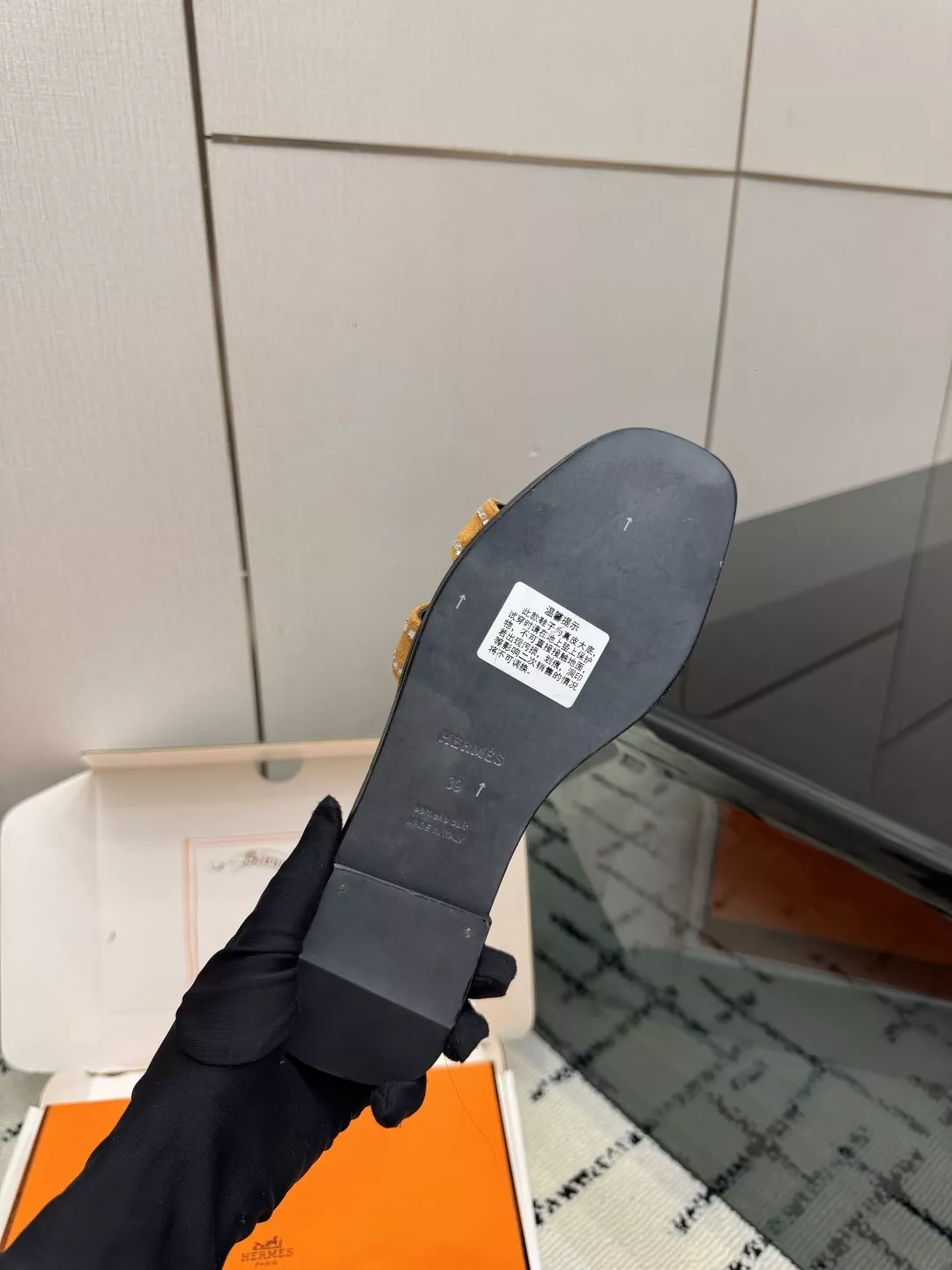 에르메스 켈리 버클 패턴 패브릭 포인티드 슬리퍼 상세 이미지 9
