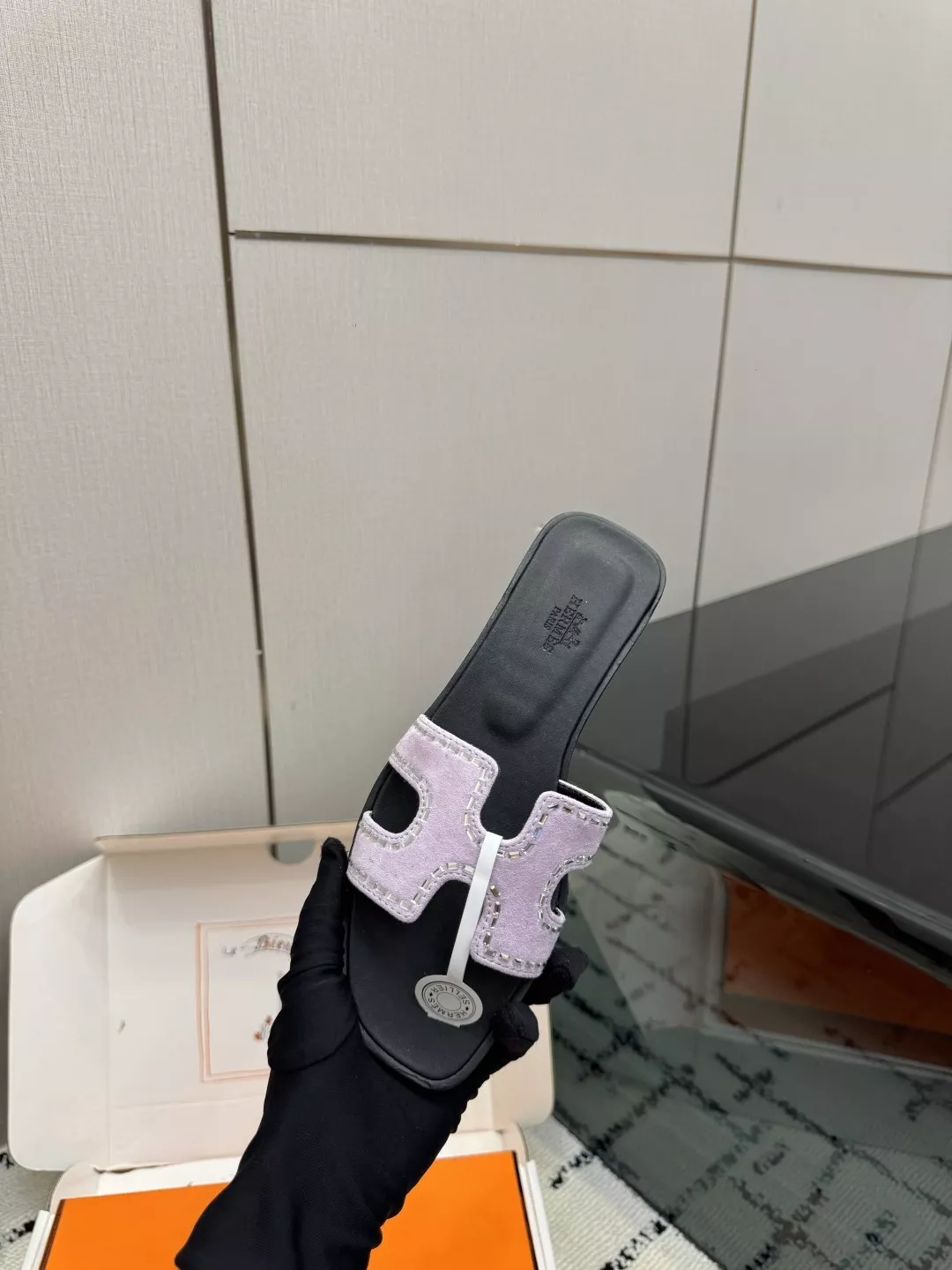 에르메스 켈리 버클 패턴 패브릭 포인티드 슬리퍼 상세 이미지 8